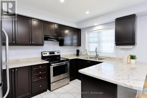 47 Mercedes Road, Brampton, ON - Indoor Photo Showing Kitchen With Double Sink With Upgraded Kitchen