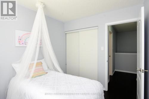47 Mercedes Road, Brampton, ON - Indoor Photo Showing Bedroom