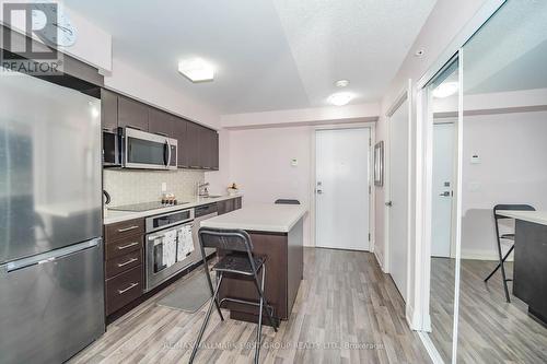 #W420 -565 Wilson Ave, Toronto, ON - Indoor Photo Showing Kitchen With Upgraded Kitchen