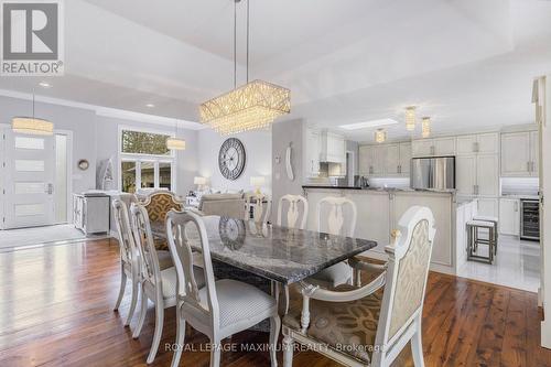 40 Downer Cres, Wasaga Beach, ON - Indoor Photo Showing Dining Room