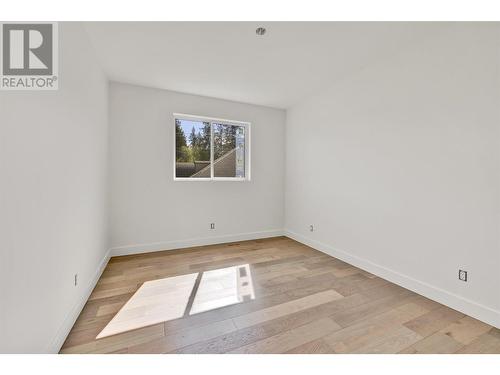 553 Knowles Road, Kelowna, BC - Indoor Photo Showing Other Room