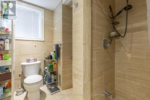2694 Truscott Drive, Mississauga, ON - Indoor Photo Showing Bathroom