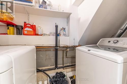 2694 Truscott Drive, Mississauga, ON - Indoor Photo Showing Laundry Room