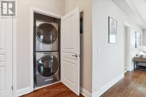 #1106 -1 Hurontario St, Mississauga, ON - Indoor Photo Showing Laundry Room