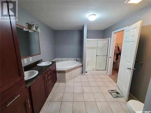 207 W 1St Street, Carlyle, SK - Indoor Photo Showing Bathroom