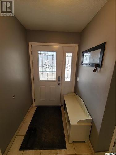 207 W 1St Street, Carlyle, SK - Indoor Photo Showing Other Room
