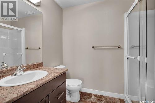 203 106 Hampton Circle, Saskatoon, SK - Indoor Photo Showing Bathroom