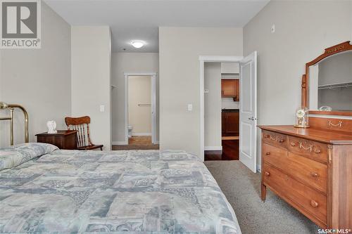203 106 Hampton Circle, Saskatoon, SK - Indoor Photo Showing Bedroom