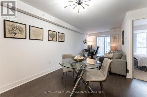 #2019 -955 Bay St, Toronto, ON - Indoor Photo Showing Other Room
