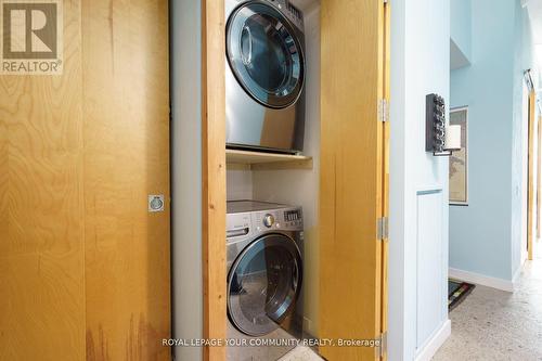 #929 -155 Dalhousie St, Toronto, ON - Indoor Photo Showing Laundry Room