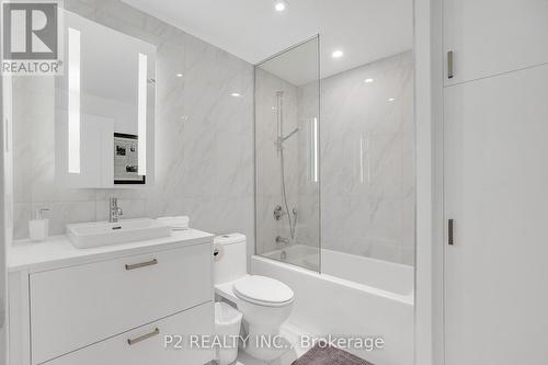 1001 - 480 Front Street W, Toronto, ON - Indoor Photo Showing Bathroom