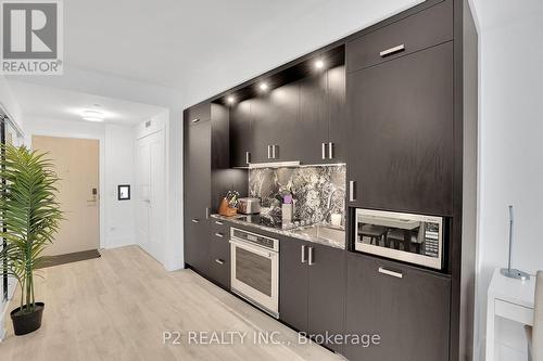 #1001 -480 Front St W, Toronto, ON - Indoor Photo Showing Kitchen