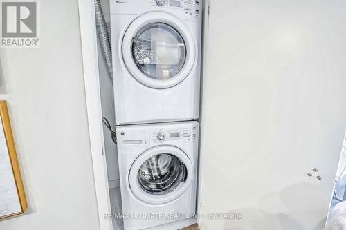 #607 -38 Iannuzzi St, Toronto, ON - Indoor Photo Showing Laundry Room
