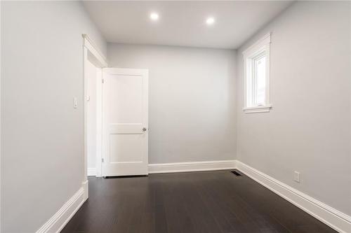 62 Harrison Avenue, Hamilton, ON - Indoor Photo Showing Other Room