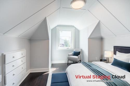 62 Harrison Avenue, Hamilton, ON - Indoor Photo Showing Bedroom