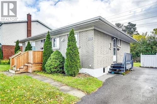 2564 Severn Avenue, Ottawa, ON - Outdoor With Exterior
