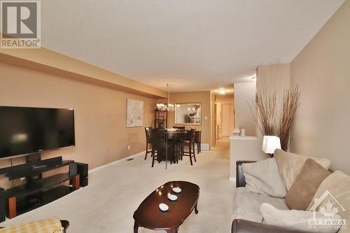 835 Longfields Drive, Ottawa, ON - Indoor Photo Showing Living Room