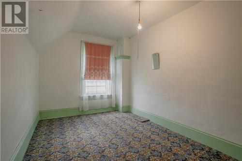 17246 Valade Road, St Andrews West, ON - Indoor Photo Showing Other Room