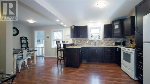740 20Th Street W, Owen Sound, ON - Indoor Photo Showing Kitchen With Upgraded Kitchen