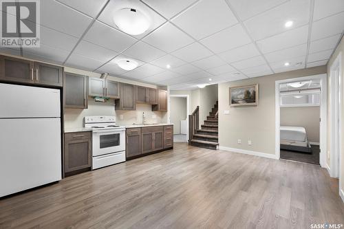 5024 Cornell Gate, Regina, SK - Indoor Photo Showing Kitchen
