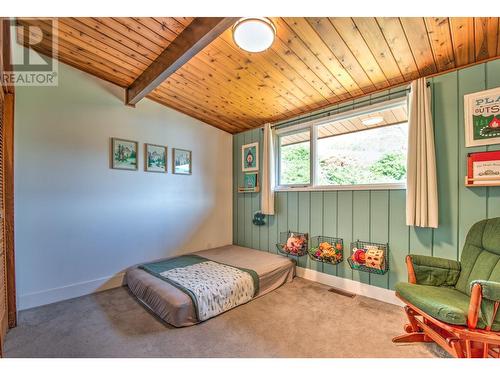 7327 Tronson Road, Vernon, BC - Indoor Photo Showing Other Room