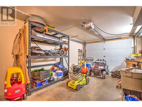 7327 Tronson Road, Vernon, BC - Indoor Photo Showing Garage