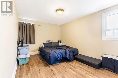 305 Oak Street, Sudbury, ON - Indoor Photo Showing Bedroom