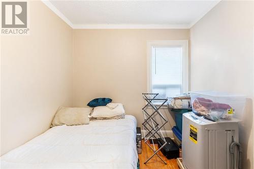 305 Oak Street, Sudbury, ON - Indoor Photo Showing Bedroom