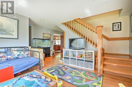 1472 Everts Avenue, Windsor, ON - Indoor Photo Showing Other Room