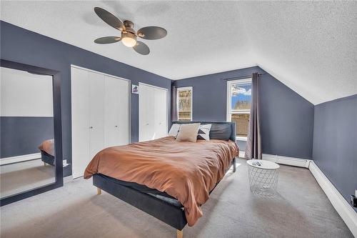 241 Forest Street W, Dunnville, ON - Indoor Photo Showing Bedroom