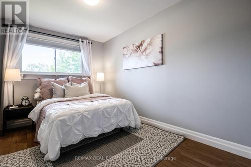 188 Lakeshore Road E, Blue Mountains, ON - Indoor Photo Showing Bedroom