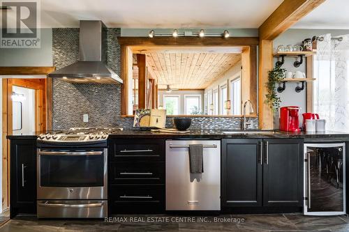 188 Lakeshore Road E, Blue Mountains, ON - Indoor Photo Showing Kitchen