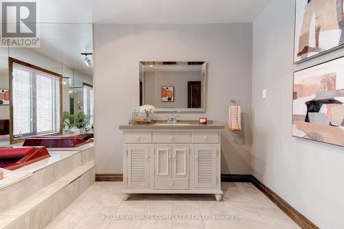 80 Albion Falls Blvd, Hamilton, ON - Indoor Photo Showing Bathroom