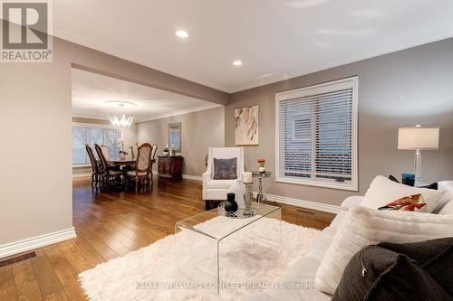 80 Albion Falls Boulevard, Hamilton, ON - Indoor Photo Showing Living Room