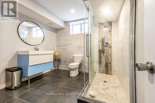 173 Clair Rd W, Guelph, ON - Indoor Photo Showing Bathroom