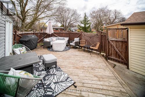 412 Regal Drive, London, ON - Outdoor With Deck Patio Veranda With Exterior
