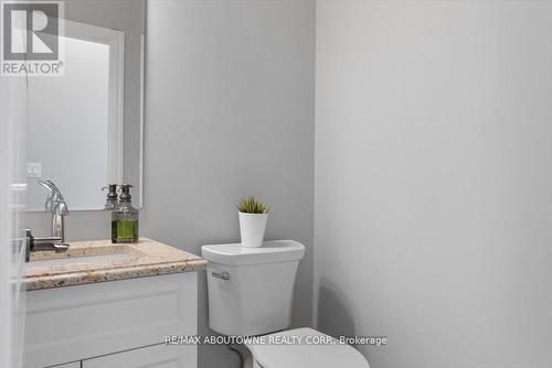 21 Sycamore Drive N, Tillsonburg, ON - Indoor Photo Showing Bathroom