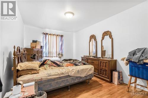 242 Hamilton Street, Hawkesbury, ON - Indoor Photo Showing Bedroom