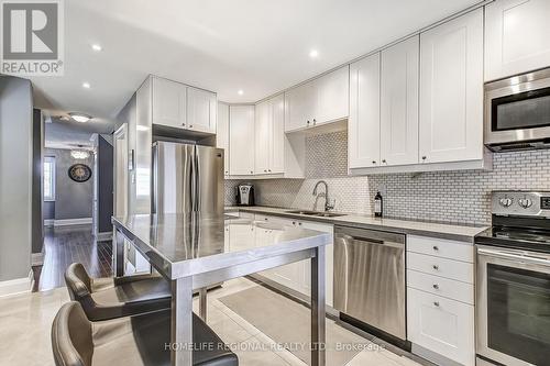 #43 -601 Shoreline Dr, Mississauga, ON - Indoor Photo Showing Kitchen With Double Sink With Upgraded Kitchen