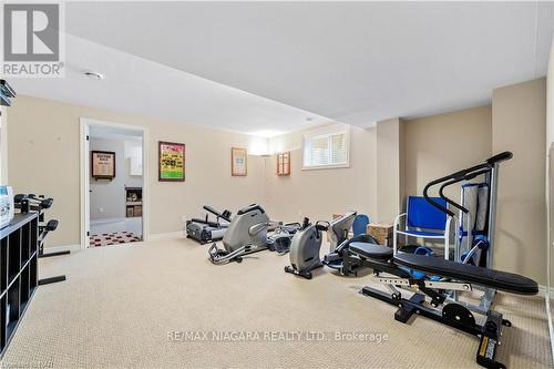 33 Hickory Avenue, Niagara-On-The-Lake, ON - Indoor Photo Showing Gym Room