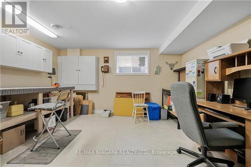 33 Hickory Avenue, Niagara-On-The-Lake, ON - Indoor Photo Showing Office