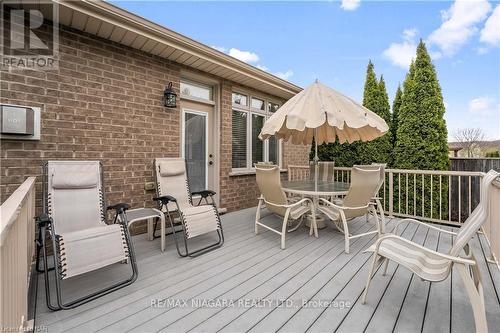 33 Hickory Avenue, Niagara-On-The-Lake, ON - Outdoor With Deck Patio Veranda With Exterior