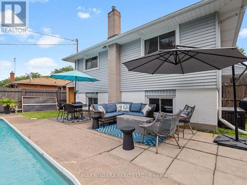 3327 Cattell Dr, Niagara Falls, ON - Outdoor With In Ground Pool With Exterior