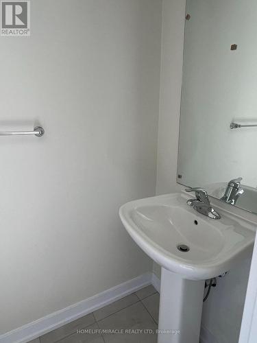 75 Melody Lane, Thorold, ON - Indoor Photo Showing Bathroom