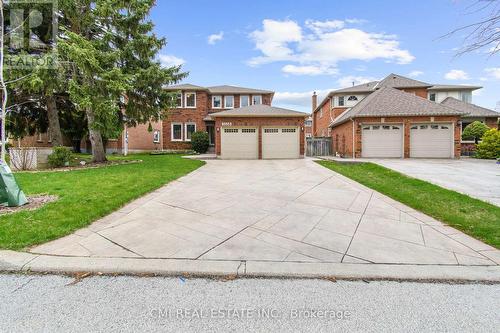3538 Burgess Cres, Mississauga, ON - Outdoor With Facade