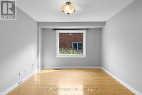 3538 Burgess Cres, Mississauga, ON - Indoor Photo Showing Other Room