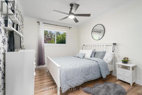 381 Cummings Crescent, Centre Wellington, ON - Indoor Photo Showing Bedroom