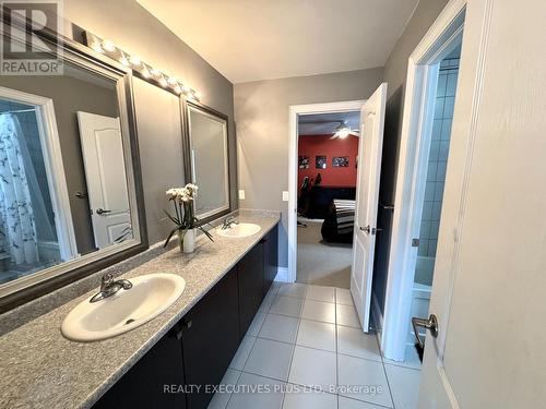 153 Johnson Drive, Shelburne, ON - Indoor Photo Showing Bathroom