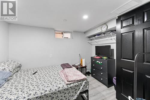 3135 Academy Drive, Windsor, ON - Indoor Photo Showing Bedroom