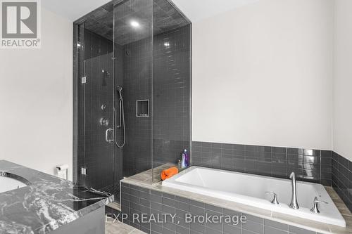56 Georgian Grande Drive, Oro-Medonte, ON - Indoor Photo Showing Bathroom